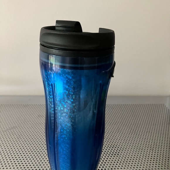 2004 STARBUCKS COFFEE SPARKLING BLUE TUMBLER/TRAVEL MUG 16 oz. - Picture 3 of 7